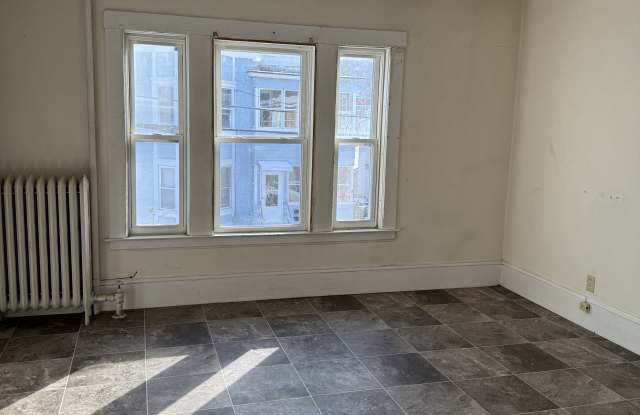 163 Oak Street photos photos