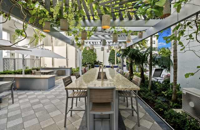 ArtSquare at Hallandale Gallery 4