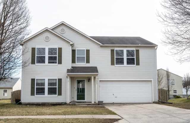 7623 Hollow Reed Ct - 7623 Hollow Reed Court, Noblesville, IN 46062
