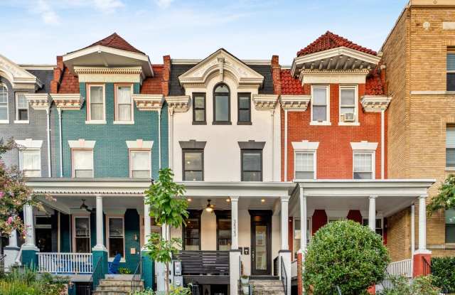 Recently renovated 3 bedroom condo in Columbia Heights - 3523 13th Street Northwest, Washington, DC 20010