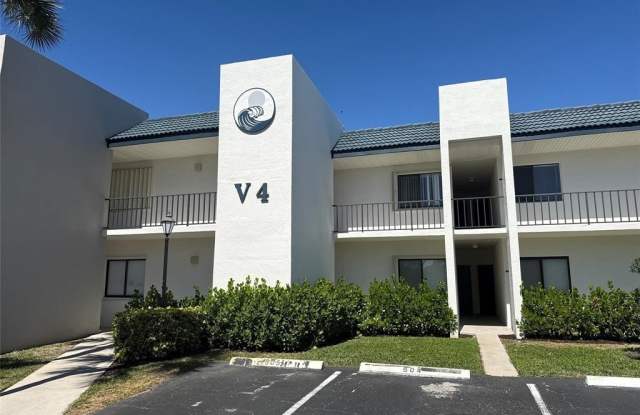 1605 US Highway 1 V-4 photos photos