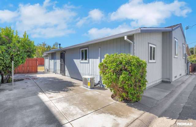 Charming 3BR House in Walnut Grove photos photos