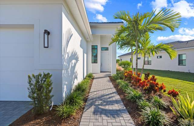 4823 Saint Armands Way Gallery 3