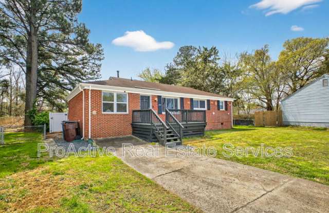 2012 Midway Avenue photos photos