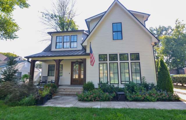 Fully Furnished in Downtown Franklin photos photos