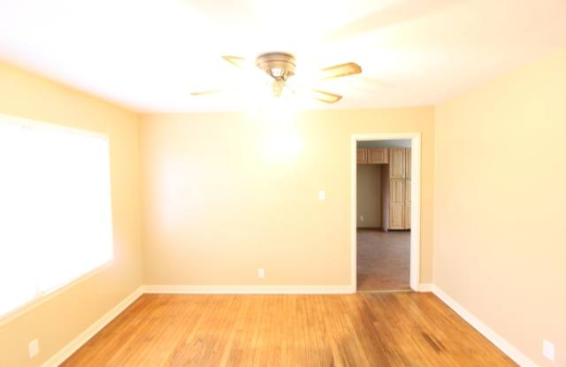 New On The Market! Cute! Cute! Cute! Better Hurry To See This One!! photos photos