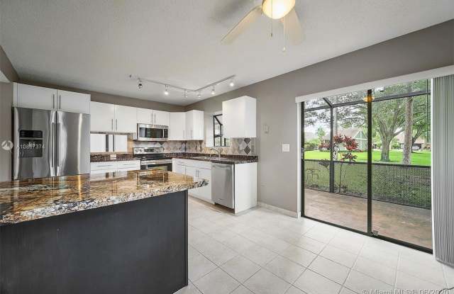 22388 Thousand Pines Ln Gallery 3