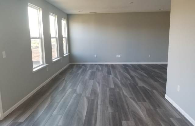 2397 Creekland Drive Gallery 2