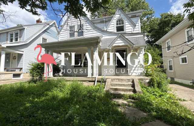 Charming 3-bedroom, 1-bathroom house in The Gem City photos photos