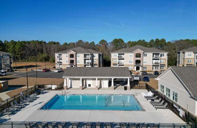 The Groves at 421 *Move In Special* photos photos