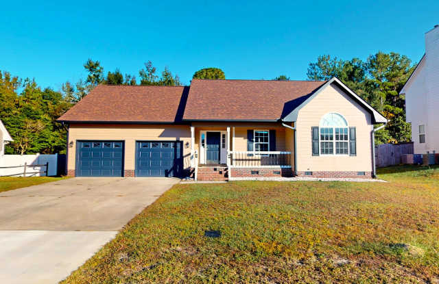 Updated Ranch w/ Bonus in Hope Mills! Gallery 1