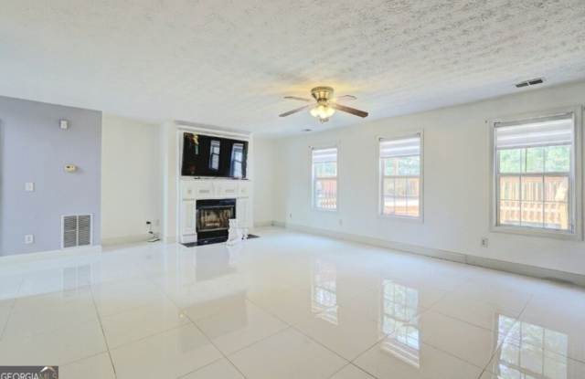 520 Rangeley Meadows Court Gallery 4