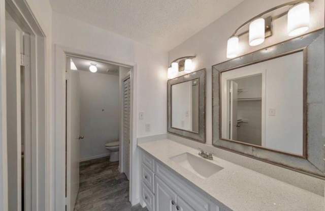 5661 Birchmont Drive Gallery 4