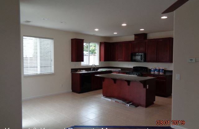 530 PINE TREE COURT Gallery 2