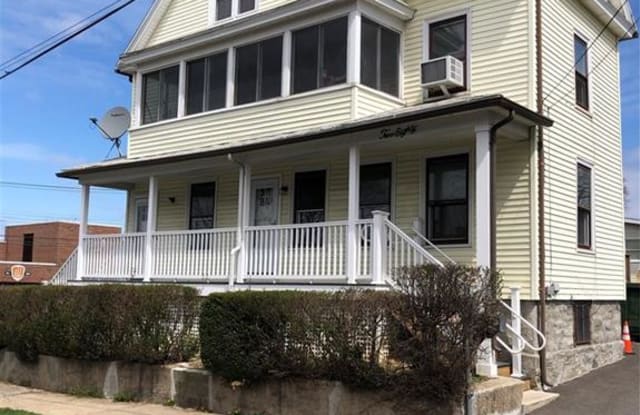 282 Scofield Avenue - 282 Scofield Avenue, Bridgeport, CT 06605