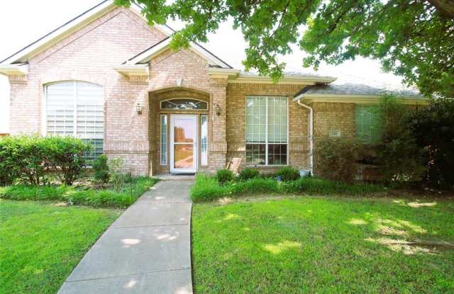 318 Lakefield Drive - 318 Lakefield Drive, Murphy, TX 75094