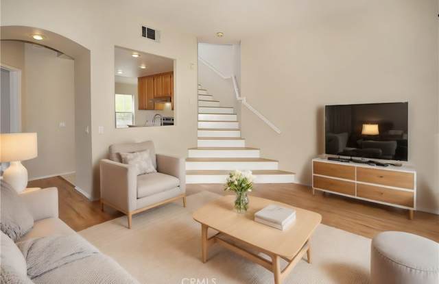 8112 E Naples Lane Gallery 4