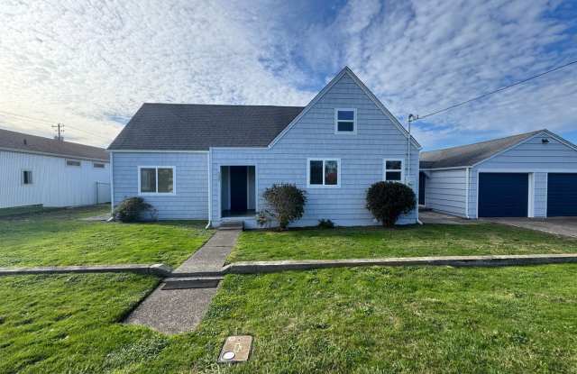 Large Home in Newport! photos photos