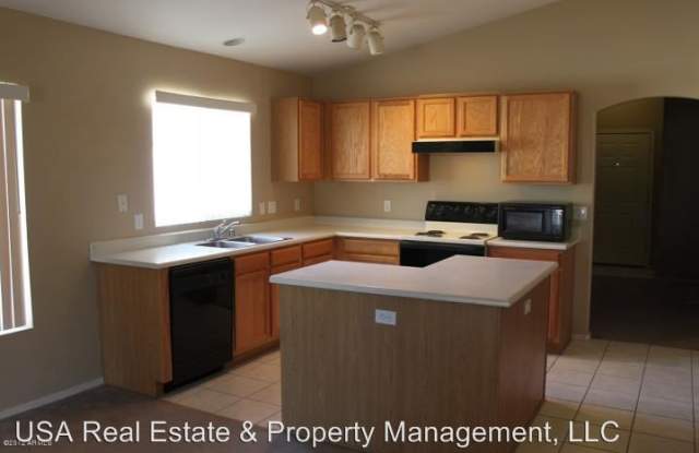 12208 W Scotts Dr Gallery 2