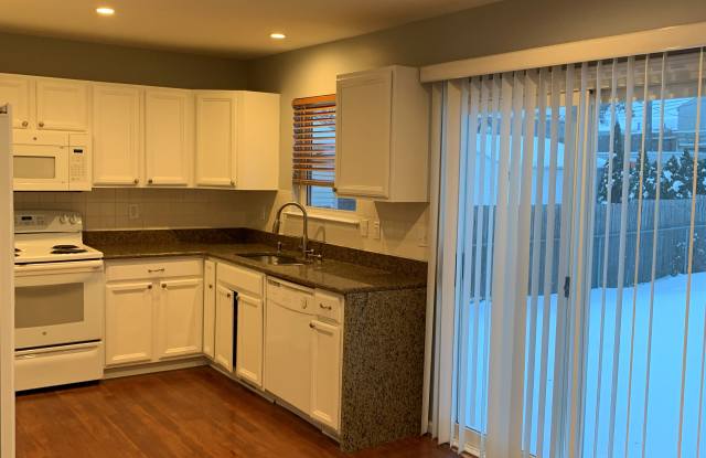 2941 Beland Avenue photos photos