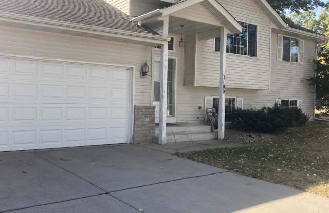 3100 Fairview Ave N - 3100 Fairview Avenue North, Roseville, MN 55113