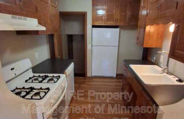 3710 E 43rd St photos photos