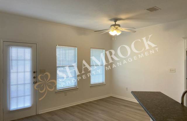 Surrey Ridge Duplex Gallery 4