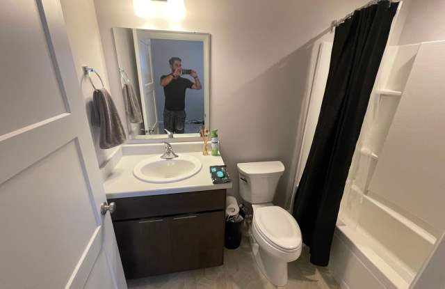 2 bed / 2.5 bath townhouse in Fitchburg Gallery 4