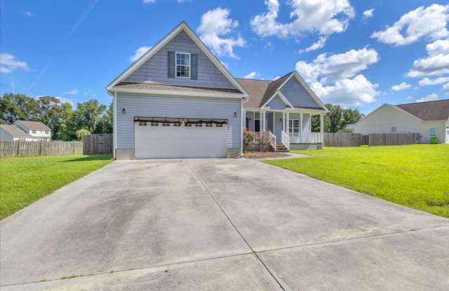 Spacious 4-bedroom home on over half an acre! Gallery 3