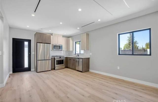 20524 Sherman Way photos photos 20524 Sherman Way photos photos