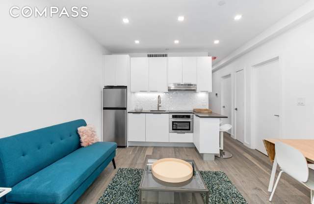 319 Broadway photos photos