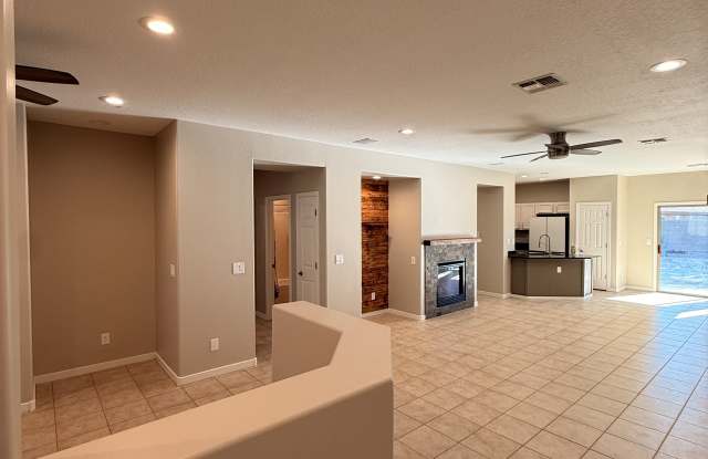 39730 North Bridlewood Way Gallery 2