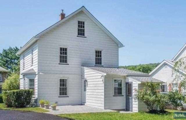 16  Highland Avenue - 16 Highland Avenue, Morris County, NJ 07045