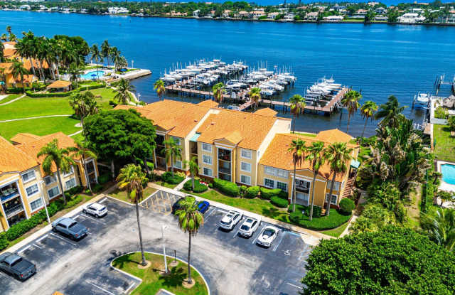 167 YACHT CLUB Way Gallery 1