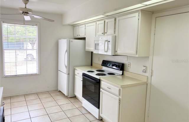 116 COBBLESTONE WAY Gallery 4