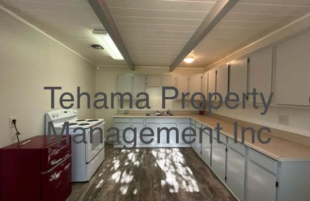 Charming 3 bedroom 1 bath home in Gerber Gallery 3