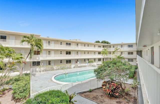 1895 Venice Park Dr photos photos