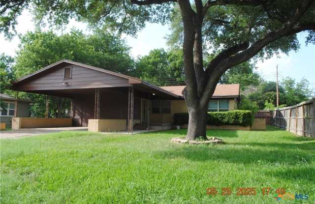 106 E Young Avenue photos photos