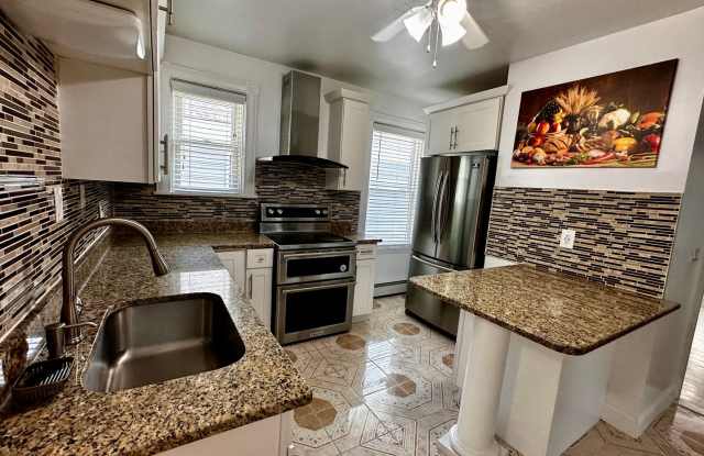 Beautiful two family home in Elmhurst photos photos Beautiful two family home in Elmhurst photos photos