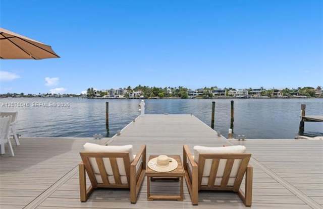 257 N Coconut Ln # 257, Miami Beach, FL 33139 Gallery 1