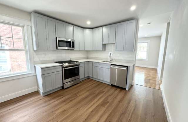 72 Belden St. photos photos
