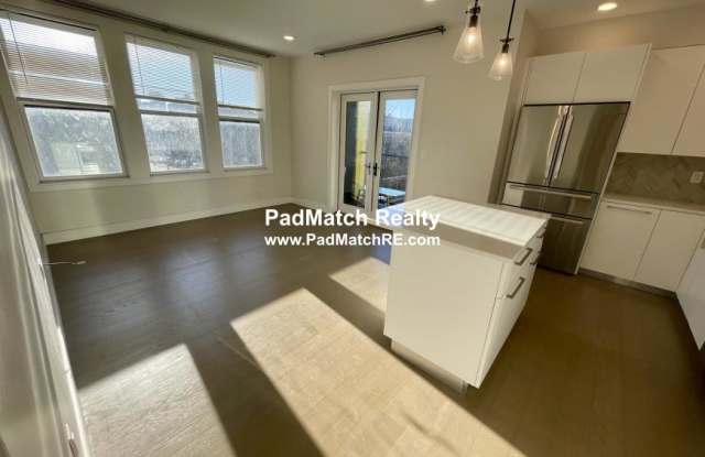 8 Winthrop St. photos photos