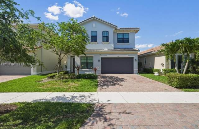 8815 NW 37th Dr photos photos