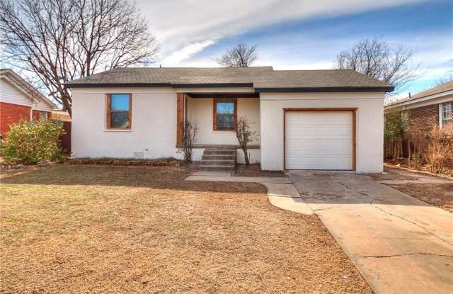 3-bedroom in the Village - Updated photos photos