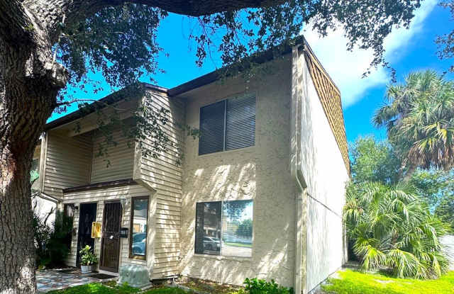 Beautifully Renovated 2-Bedroom, 1.5-Bathroom Townhouse in North St. Petersburg - 6301 23rd Street North, St. Petersburg, FL 33702