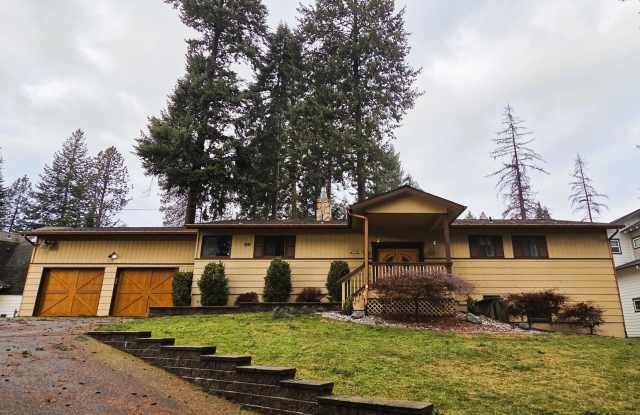 4-Bed, 3-Bath Home on The Beautiful Avondale Golf Course in Hayden photos photos