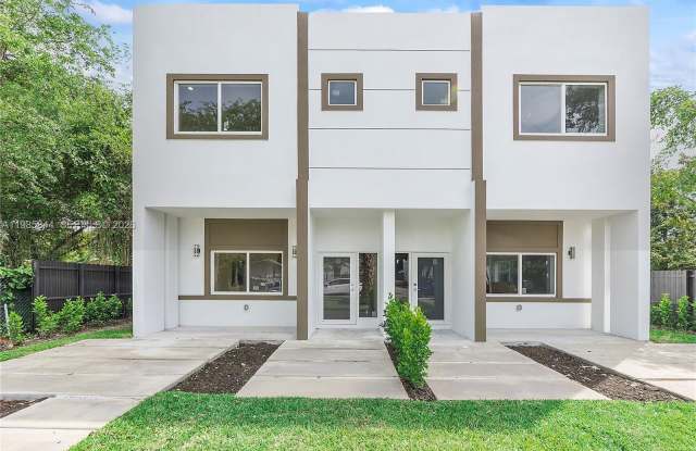 5431 NW 5th Ave photos photos