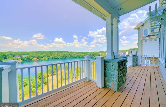 8715 LAKE EDGE DRIVE - 8715 Lake Edge Drive, North Laurel, MD 20723