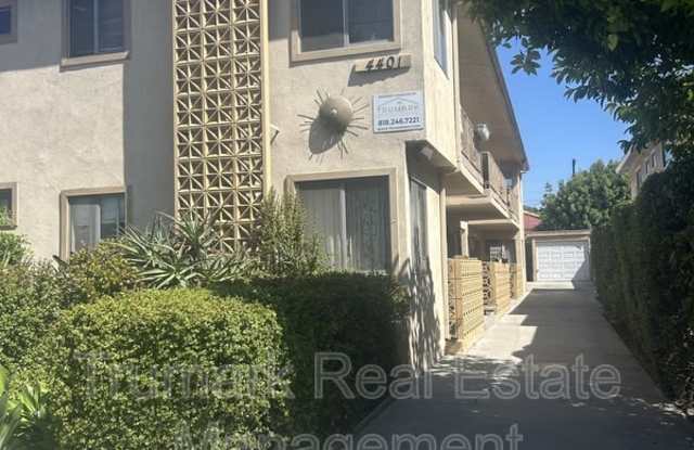 4401 Clayton Ave photos photos