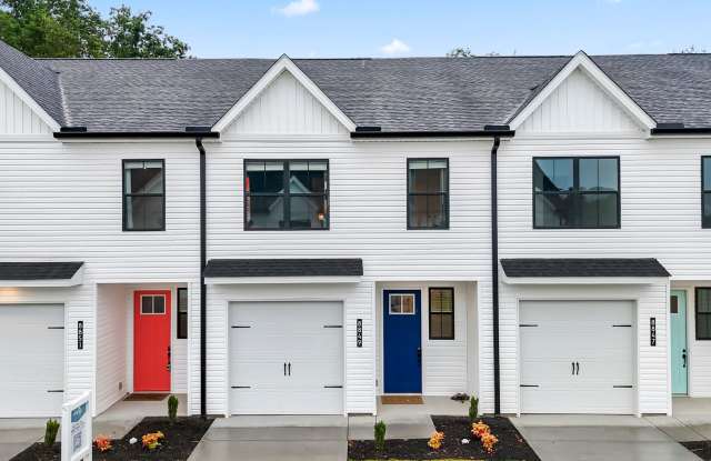 ONE-MONTH FREE RENT! Modern 3-Bed, 2.5-Bath Townhome – The Lily at Chapman Trace photos photos